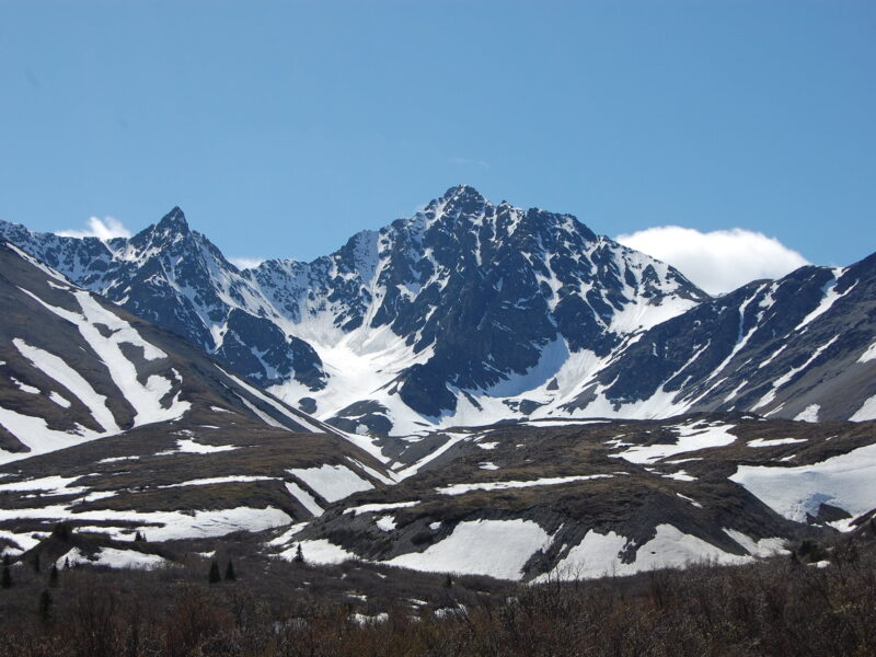 Hiking the Auriol Trail on a clear day